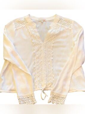 Gianni Bini Cream v-neck Cropped lace-trim long sleeve Blouse drawstring hem
